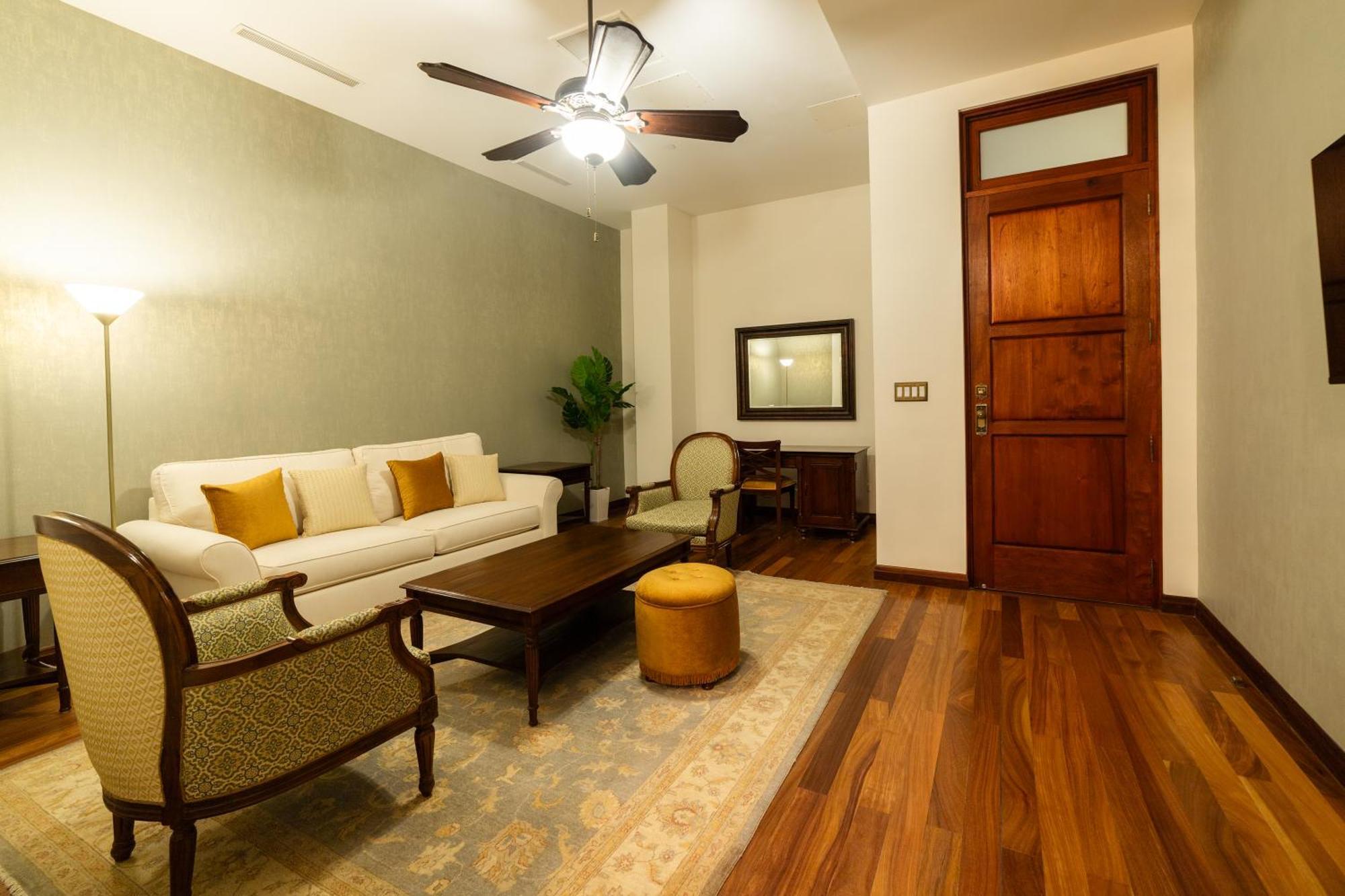 פנמה סיטי Hotel Plaza Herrera מראה חיצוני תמונה