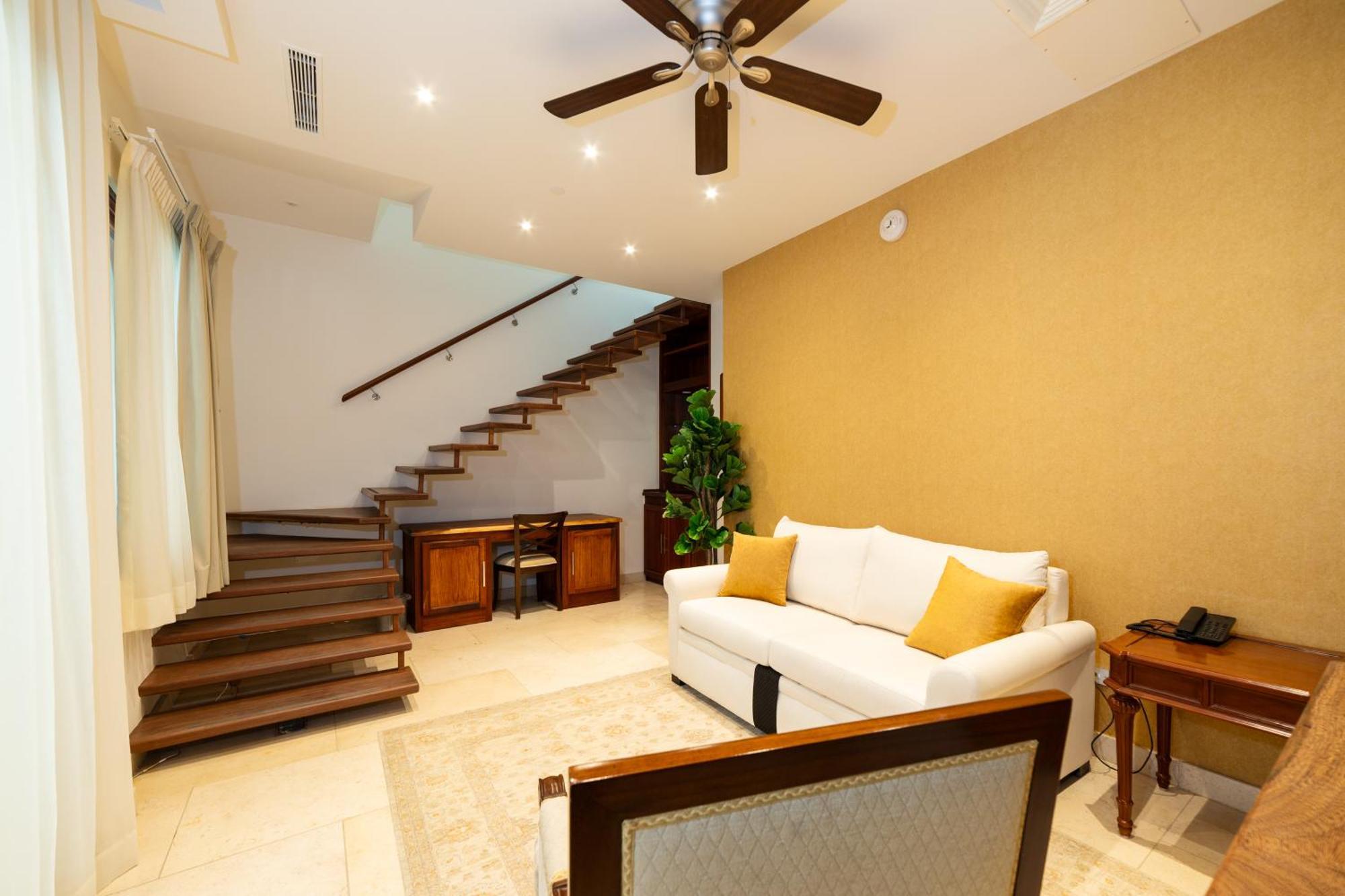 פנמה סיטי Hotel Plaza Herrera מראה חיצוני תמונה